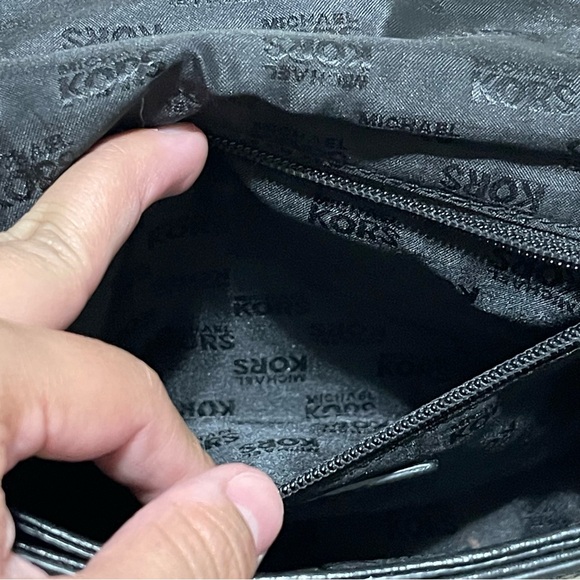 Michael Kors Black Leather Crossbody with Gold Chain - Picture 9 of 11